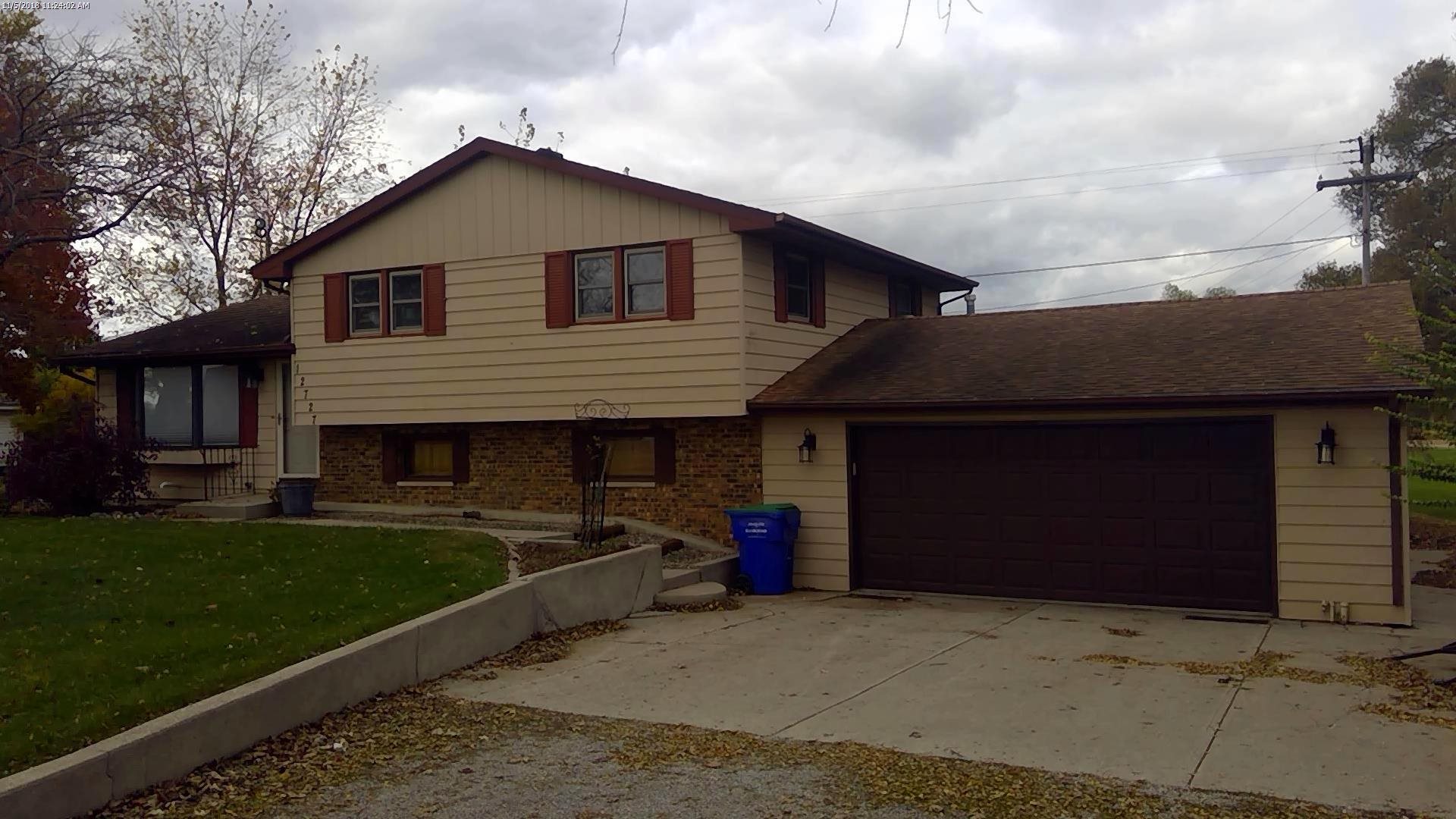 12727 Spencerville Road Harlan, IN 46743 - Photo 1 of 22 Gallery Image 1