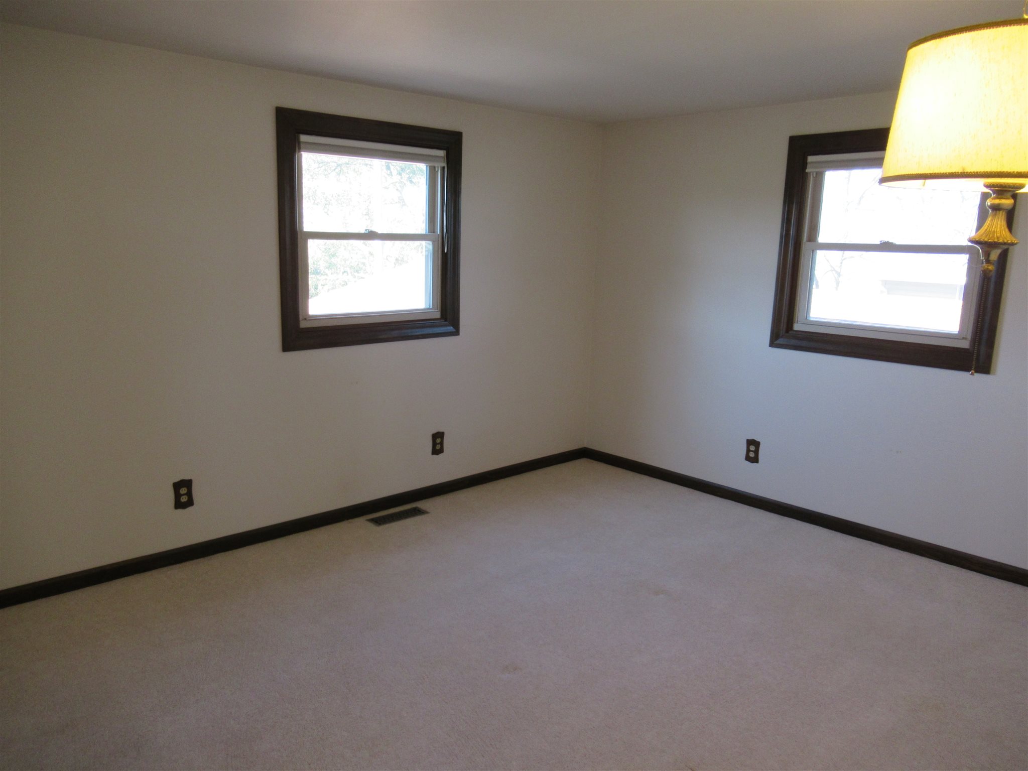 12727 Spencerville Road Harlan, IN 46743 - Photo 11 of 22 Gallery Image 11