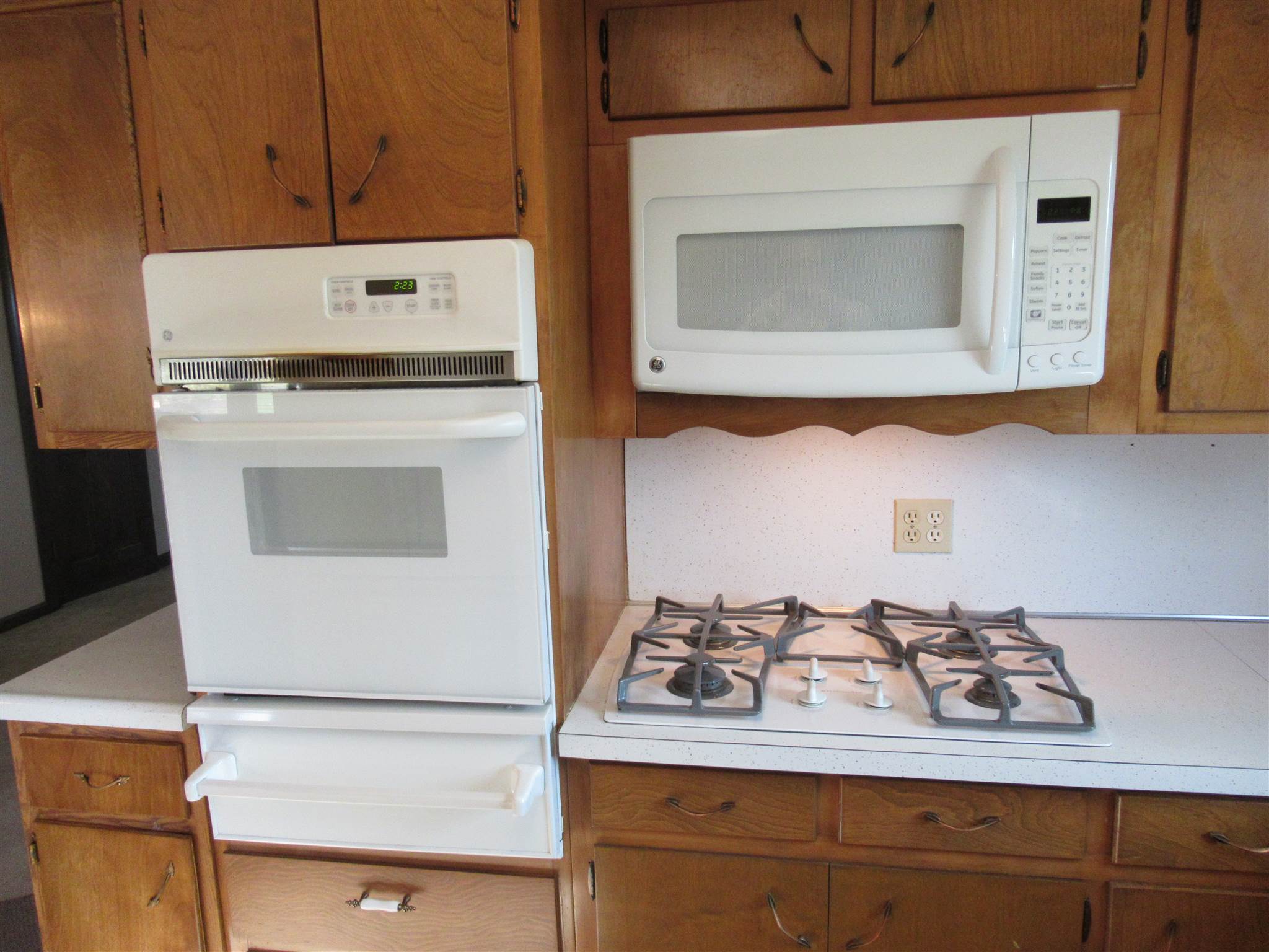 12727 Spencerville Road Harlan, IN 46743 - Photo 6 of 22 Gallery Image 6