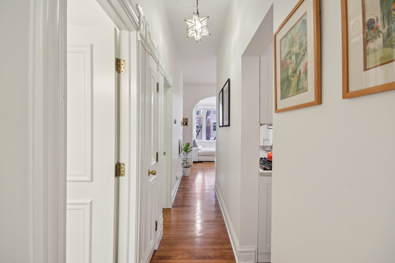 2142 North Racine Avenue, Unit 2 Chicago, IL 60614 - Photo 17 of 31