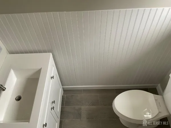 $3,300 | 3092 Bordentown Avenue, Parlin, NJ 08859