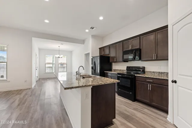 $1,750 | 109 Springsteen Lane, Lafayette, LA 70507