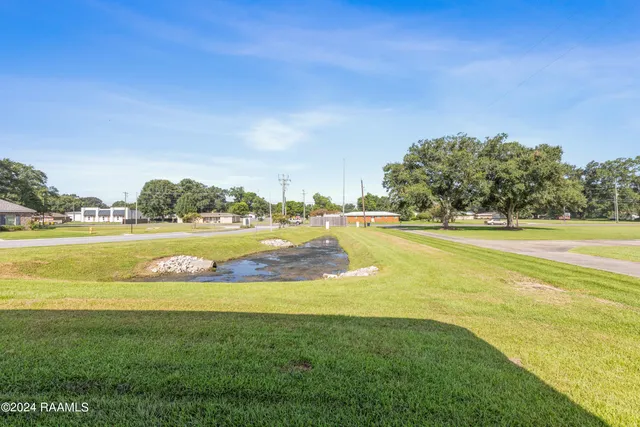 $1,750 | 109 Springsteen Lane, Lafayette, LA 70507