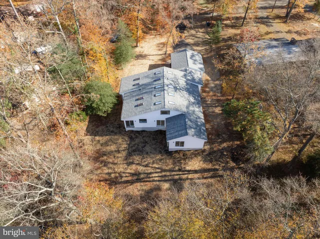 $700,000 | 17 West Delaware Trail, Medford, NJ 08055