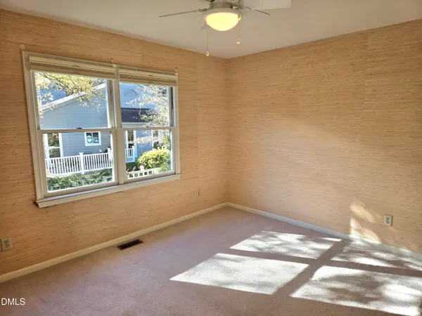 a view of empty room with window