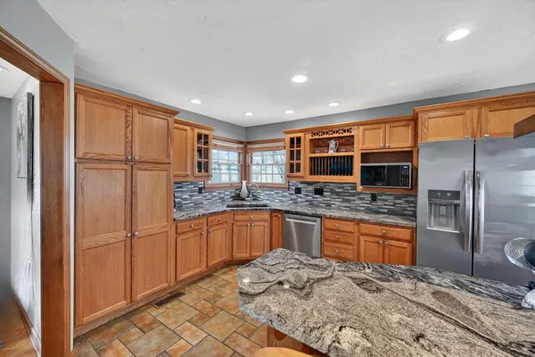 $563,000 | 22370 Montana Drive, Lawrenceburg, IN 47025