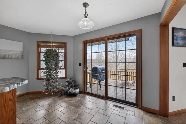 $563,000 | 22370 Montana Drive, Lawrenceburg, IN 47025