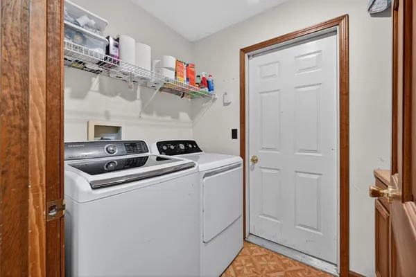 $563,000 | 22370 Montana Drive, Lawrenceburg, IN 47025