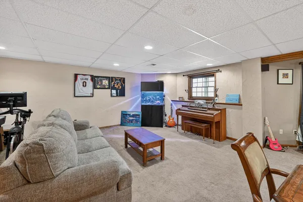 $563,000 | 22370 Montana Drive, Lawrenceburg, IN 47025