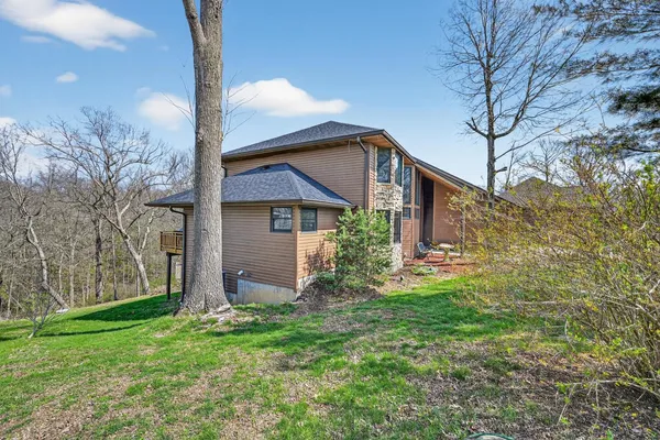$563,000 | 22370 Montana Drive, Lawrenceburg, IN 47025