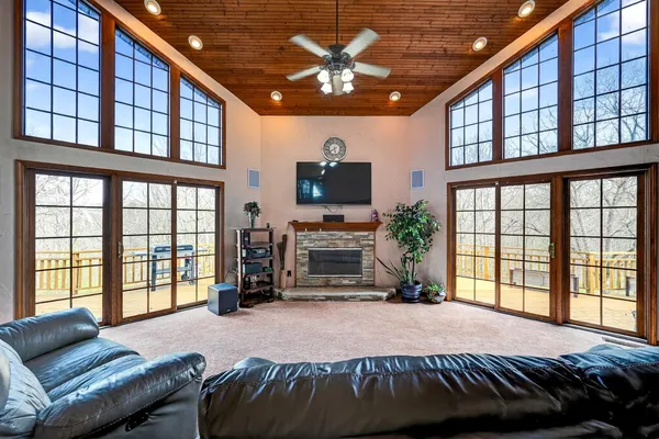 $563,000 | 22370 Montana Drive, Lawrenceburg, IN 47025