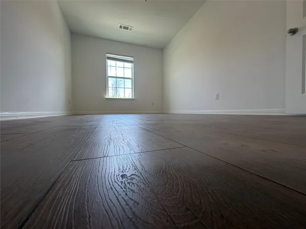 $1,995 | 18300 Speculator Lane, Elgin, TX 78621