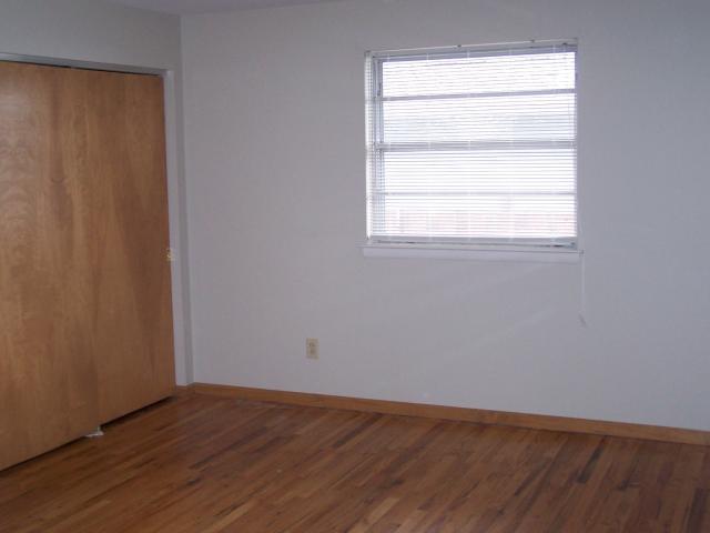 2831 Hillgate Road Columbus, OH 43207 - Photo 3 of 4 Gallery Image 3