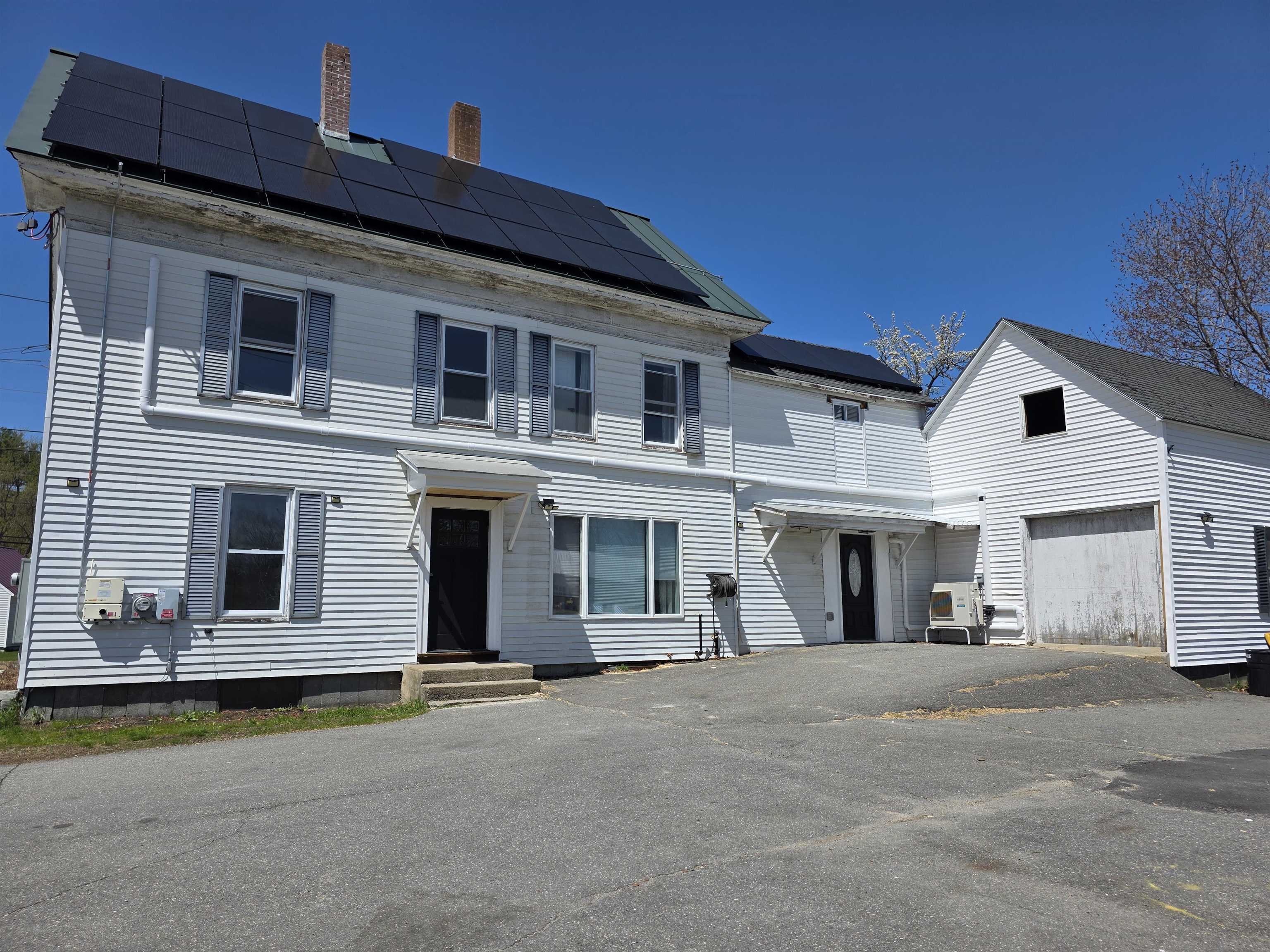 196 Union Street Springfield, VT 05156 - Photo 4 of 47