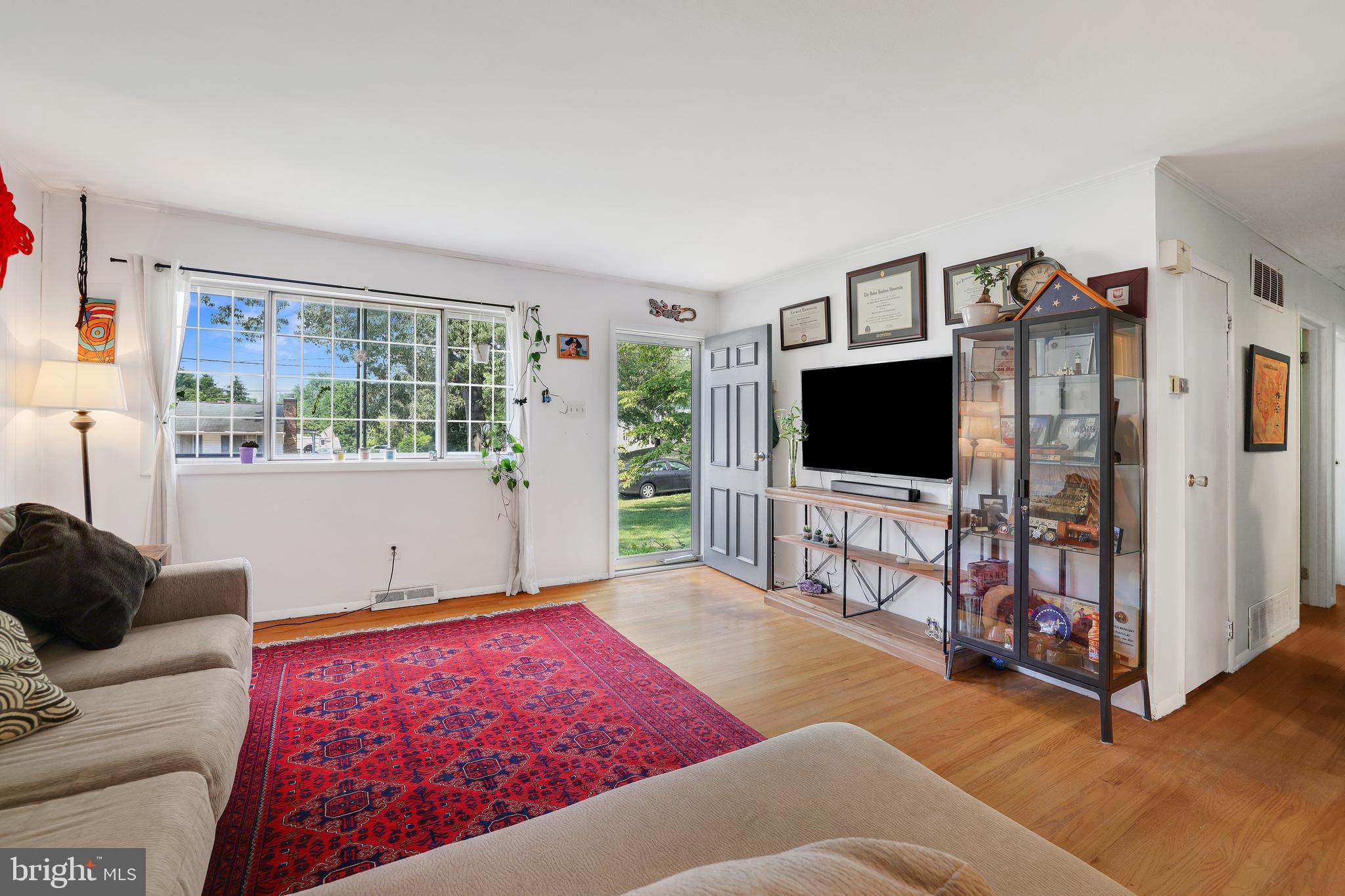 1161 Ridge Drive Pasadena, MD 21122 - Photo 7 of 35 Gallery Image 7