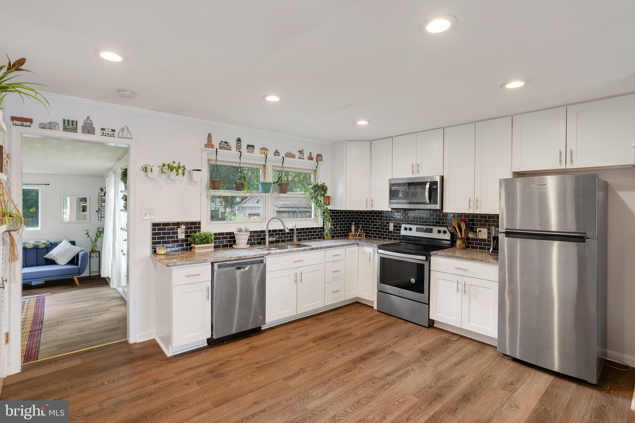 1161 Ridge Drive Pasadena, MD 21122 - Photo 8 of 35 Gallery Image 8