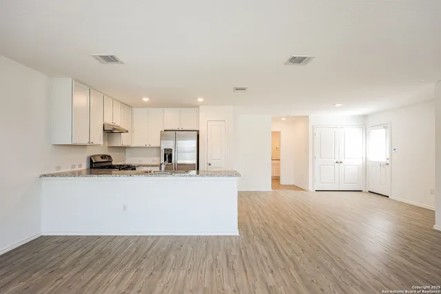 $1,200 | 7266 Plow Run, San Antonio, TX 78252