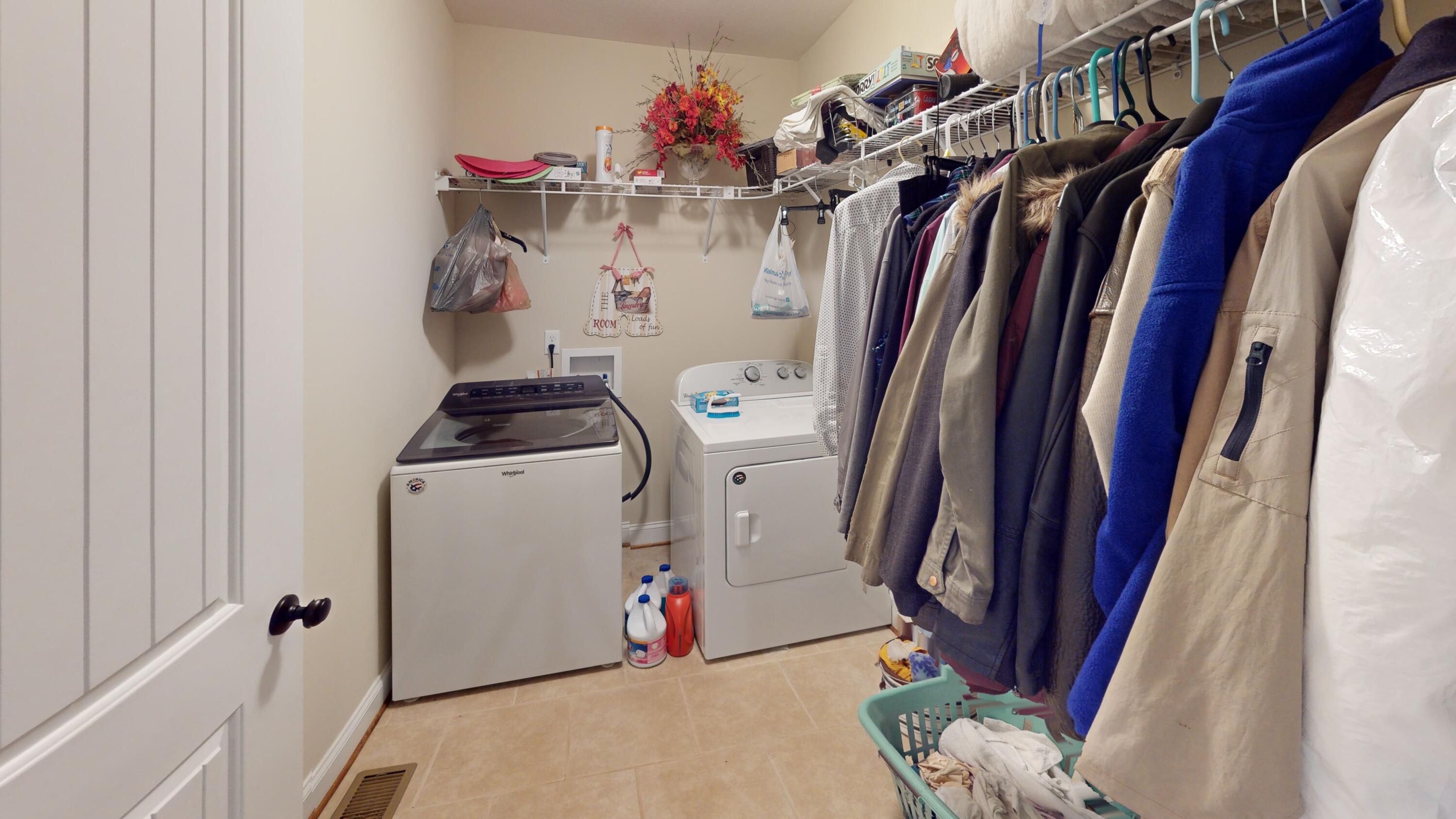 430 Randi Circle Dayton, TN 37321 - Photo 12 of 23 12-Laundry