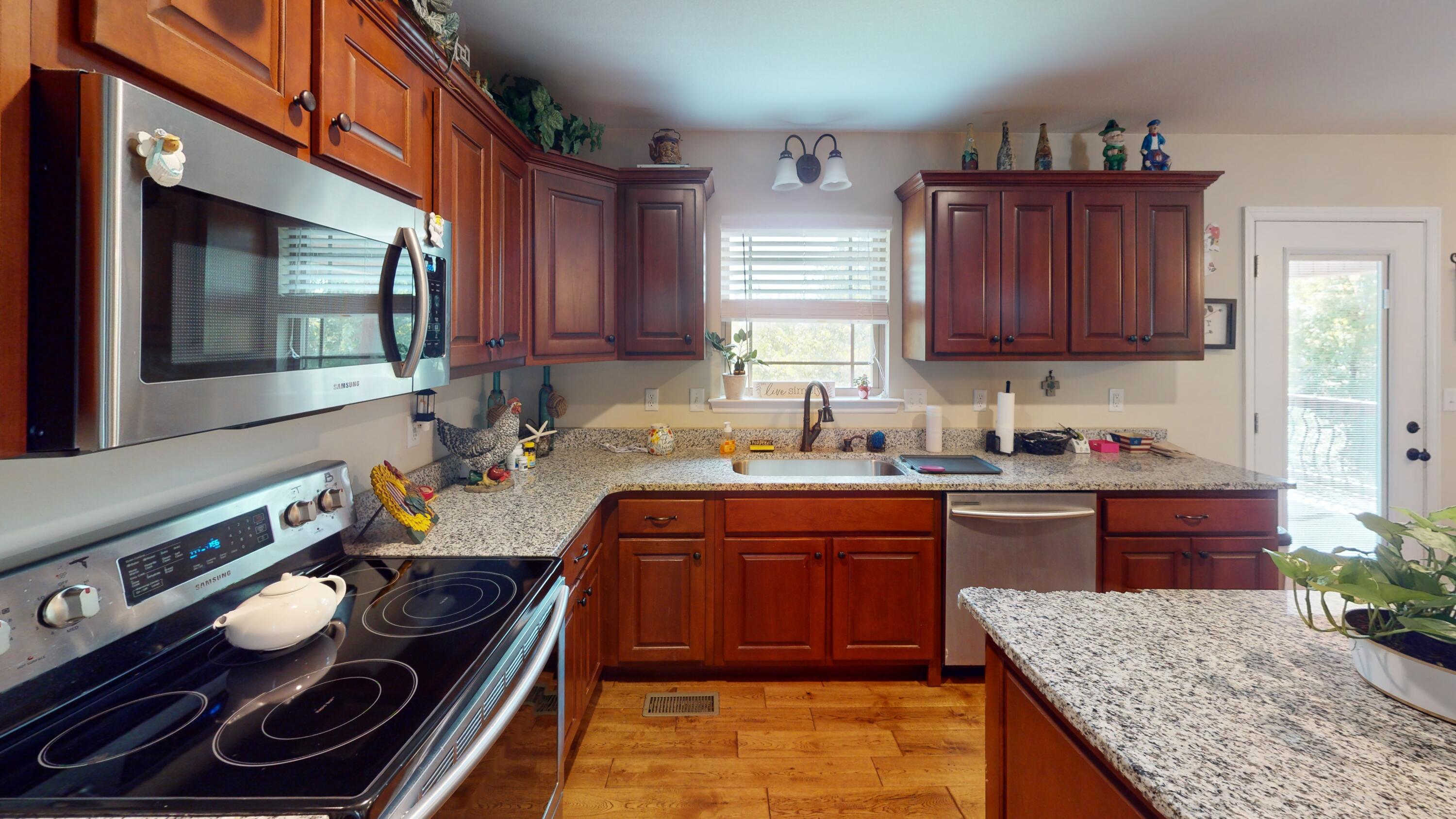430 Randi Circle Dayton, TN 37321 - Photo 6 of 23 6-Kitchen 1