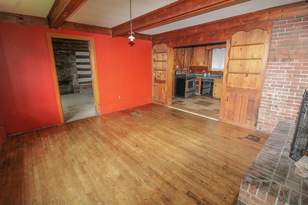 600 Redgate Road Sewickley, PA 15143 - Photo 6 of 25 Dining room
