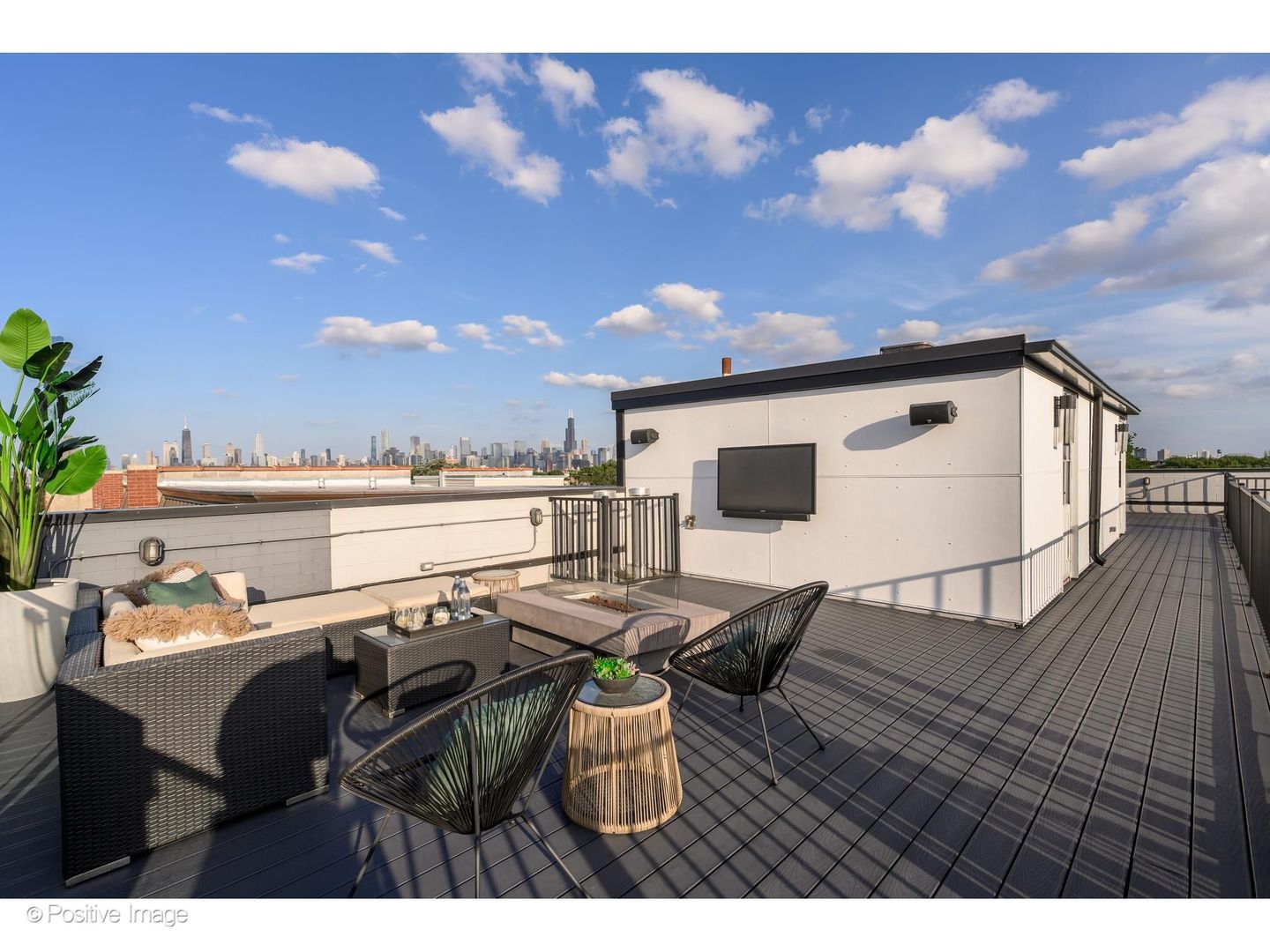 2037 West Division Street, Unit PH Chicago, IL 60622 - Photo 2 of 35