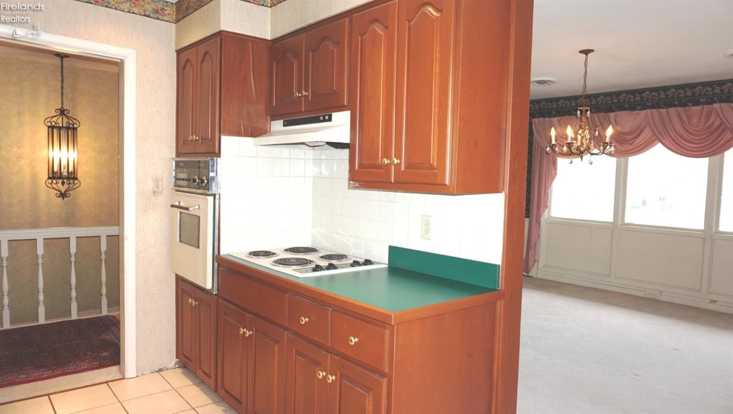 1213 Riverside Drive Huron, OH 44839 - Photo 9 of 55 Gallery Image 9