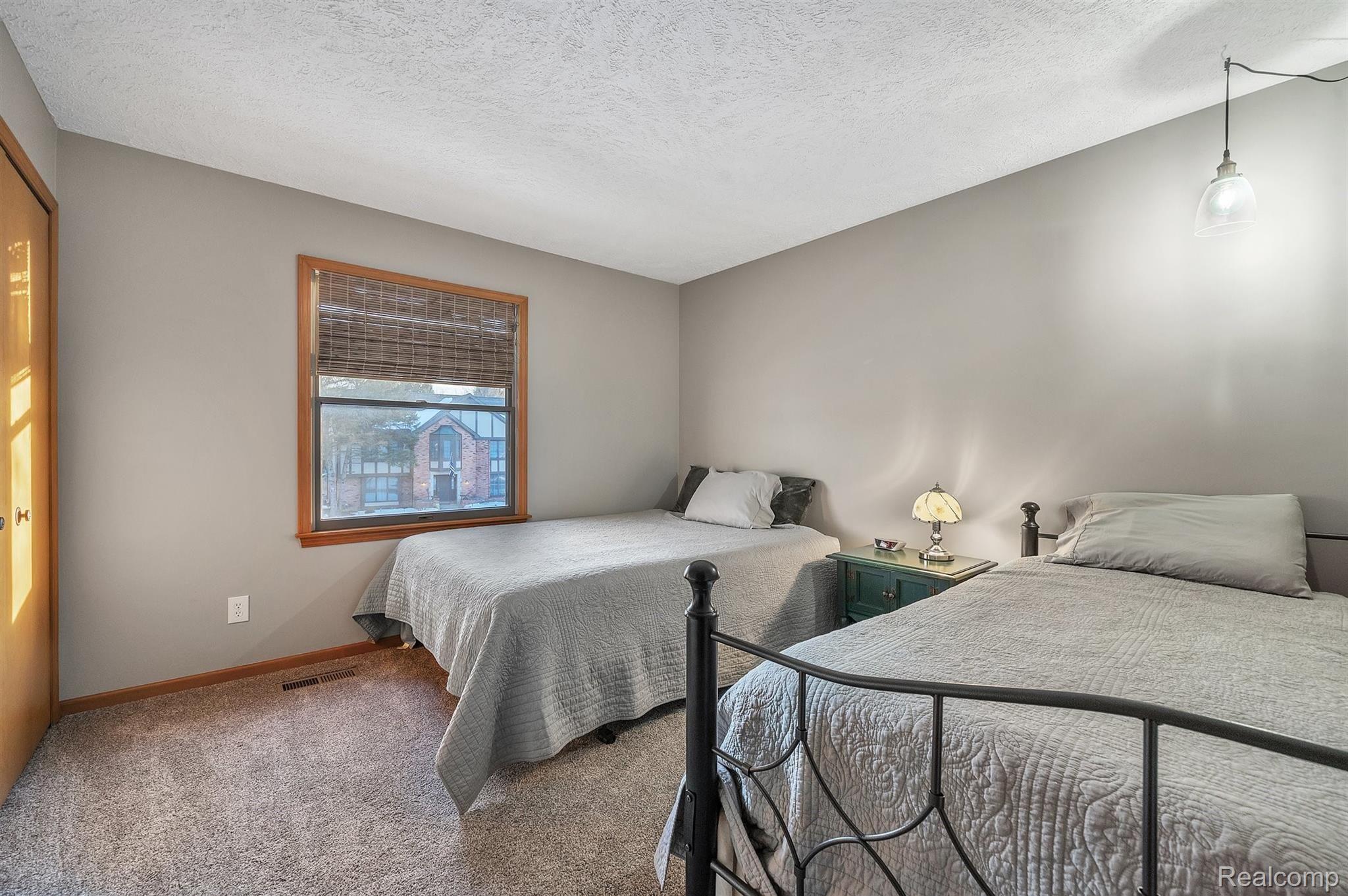 2168 Woodfield Road Okemos, MI 48864 - Photo 19 of 35 39-2168 Woodfield Rd-windowstill-real-estate-photography-39.jpg