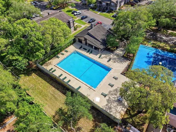 $1,895 | 4022 Tumble Wood Trail, Unit 201, Tampa, FL 33613