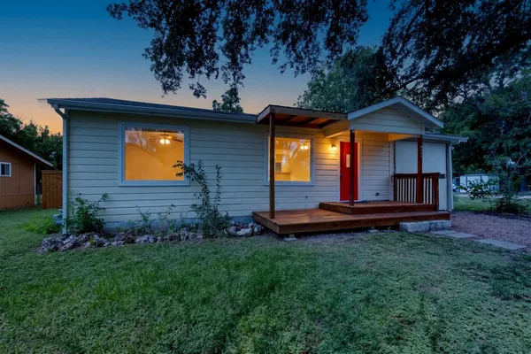 $1,950 | 4711 Alf Avenue, Austin, TX 78721