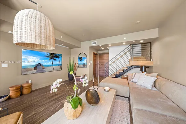 $2,150,000 | 95 North Shore Drive, Miami Beach, FL 33141