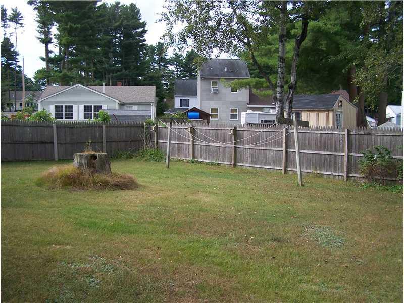 17 Merrymeeting Road Brunswick, ME 04011 - Photo 8 of 11 Exterior Back.