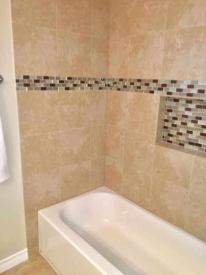 6303 Ramin Court Laredo, TX 78041 - Photo 15 of 20 a bathroom with a bathtub