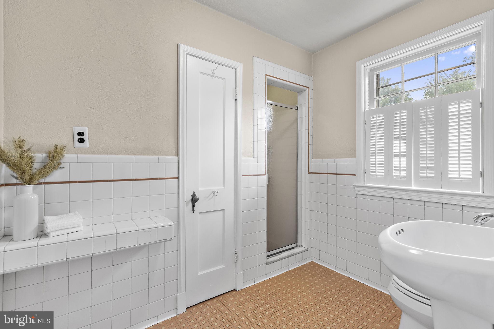 1200 Southview Road Baltimore, MD 21218 - Photo 13 of 33 Full Bath #1--Upper Floor