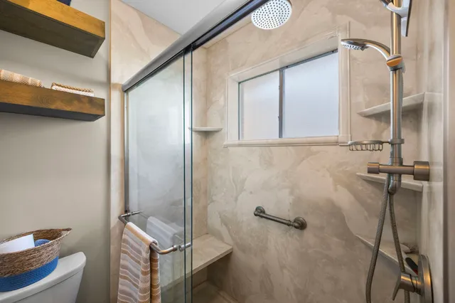 $299,999 | 5010 Colombia Drive, Pasadena, TX 77505