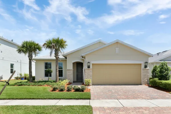 $3,200 | 12545 Southwest Gray Fox Lane, Port St. Lucie, FL 34987