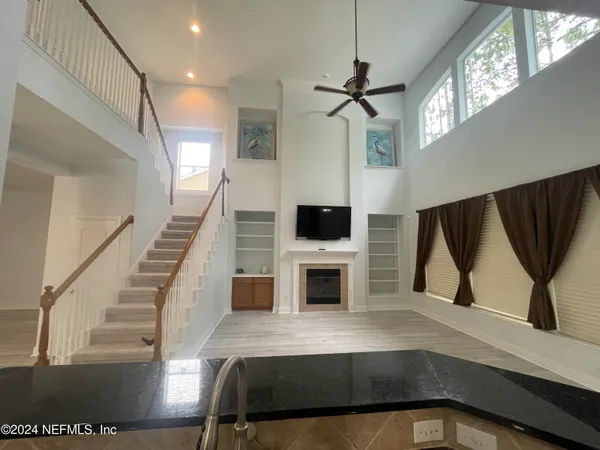 $3,200 | 372 Alvar Circle, St. Johns, FL 32259