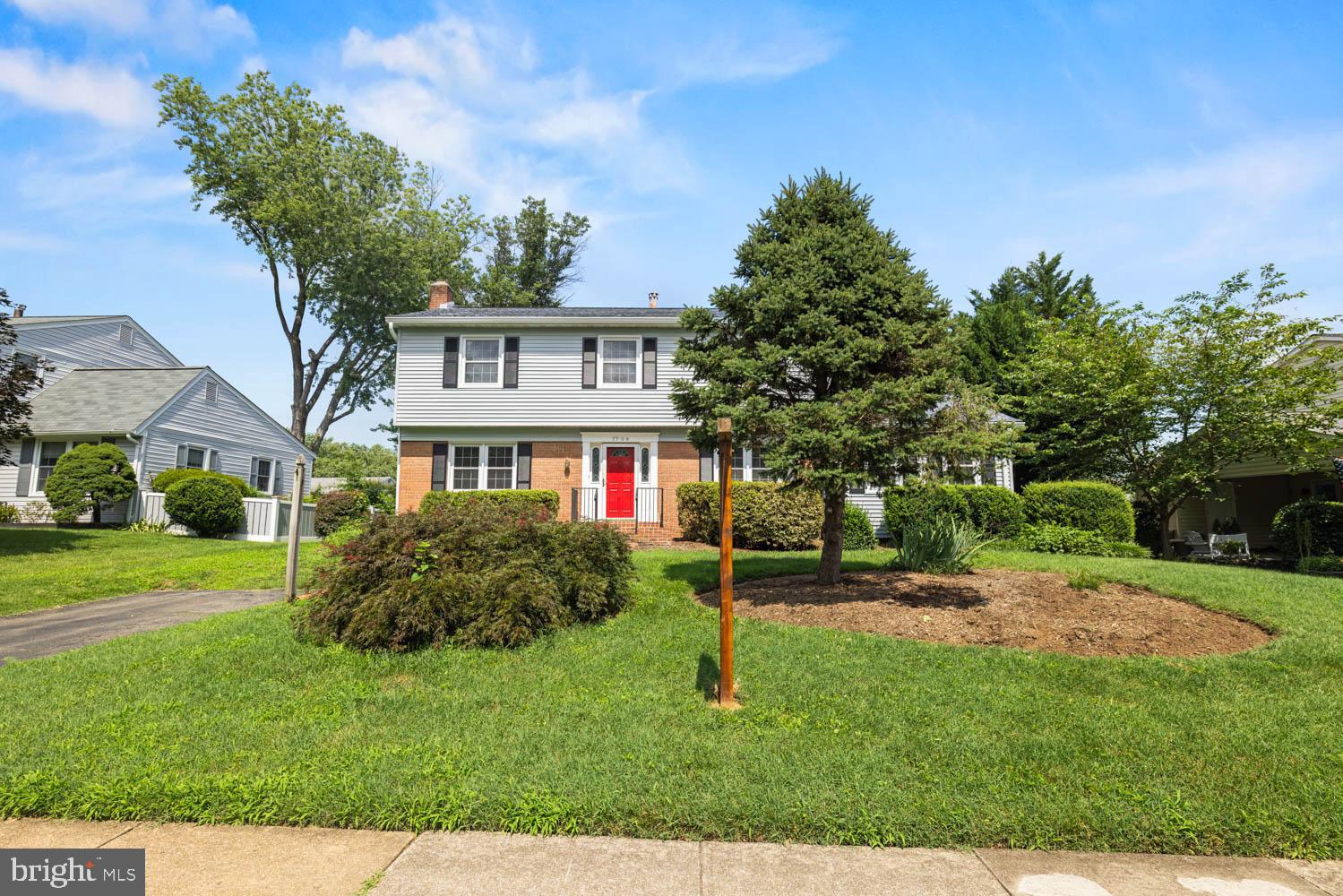 7709 Hayfield Road Alexandria, VA 22315 - Photo 39 of 41 Gallery Image 39