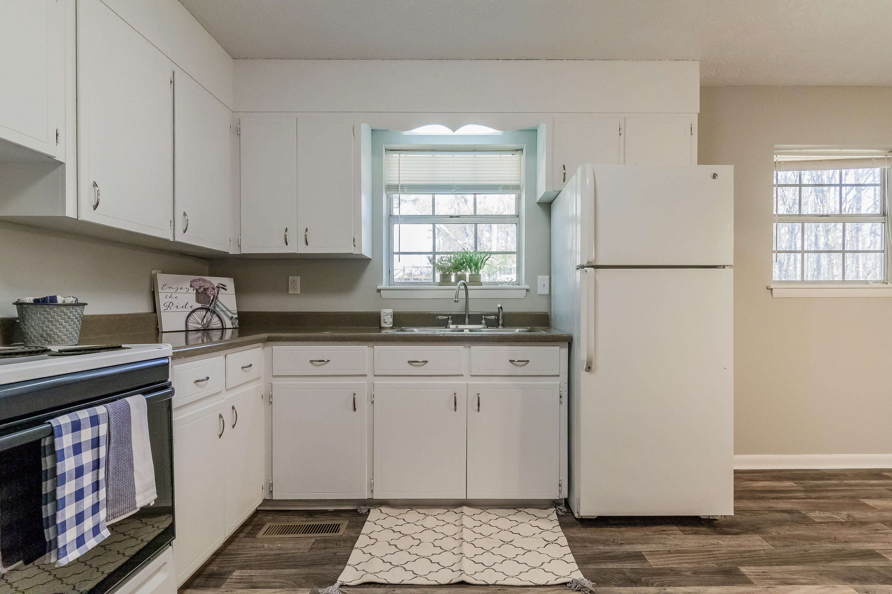416 Wisteria Road LaFayette, GA 30728 - Photo 11 of 35 Kitchen / Dining