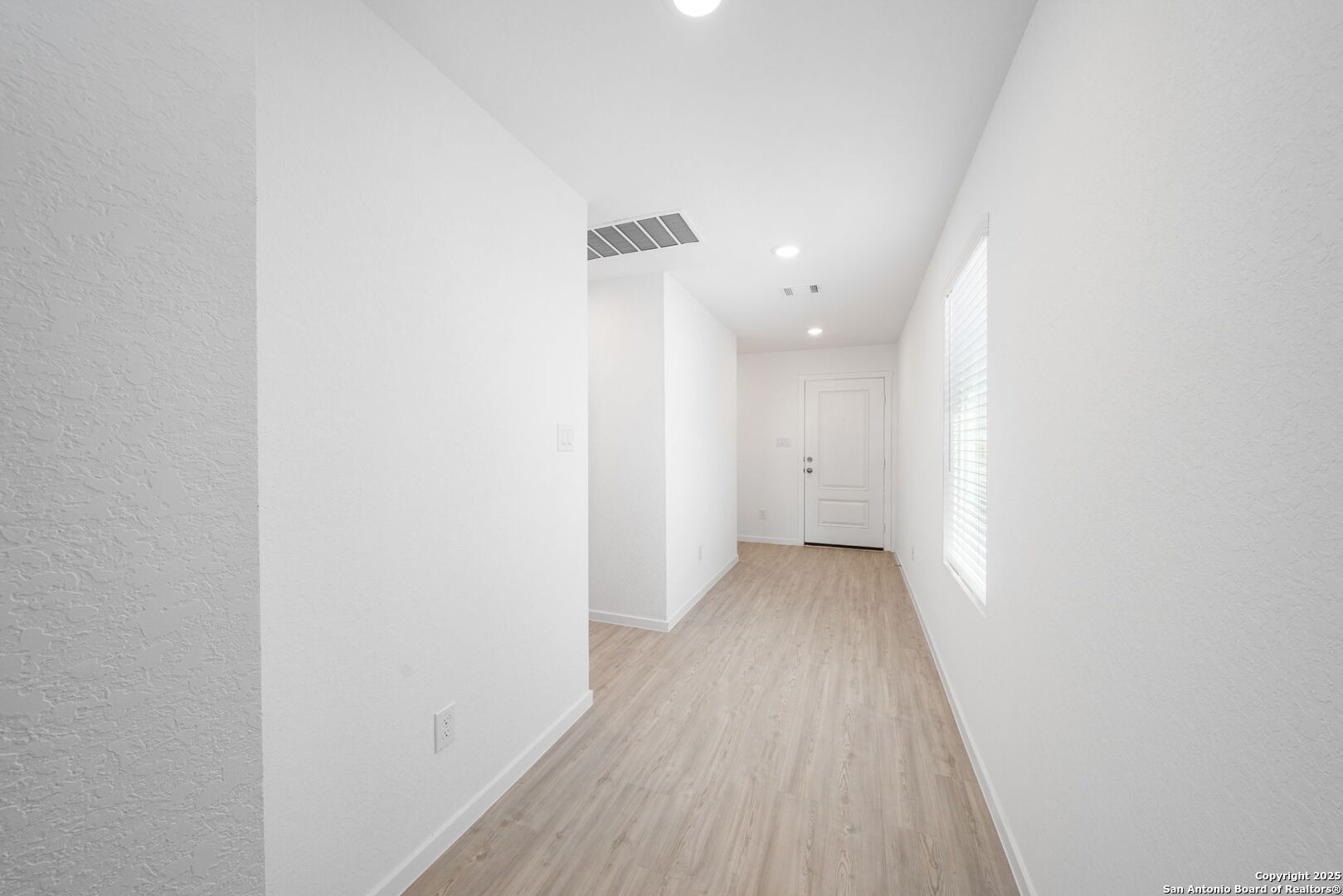 3707 Moon Hl Road New Braunfels, TX 78132 - Photo 4 of 25