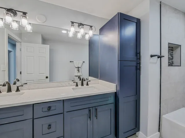 $364,900 | 6641 Church Street, Hanover Park, IL 60133