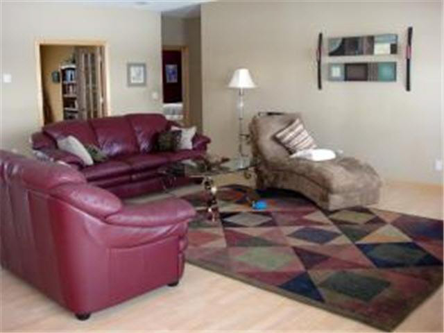 5488 Leslie Lane Southwest Rochester, MN 55902 - Photo 10 of 27 Gallery Image 10