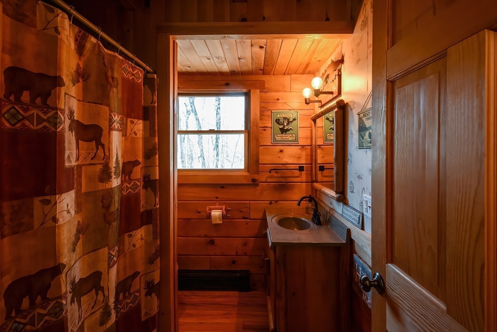 119 Martin Road Douglas, MA 01516 - Photo 20 of 41 Gallery Image 20