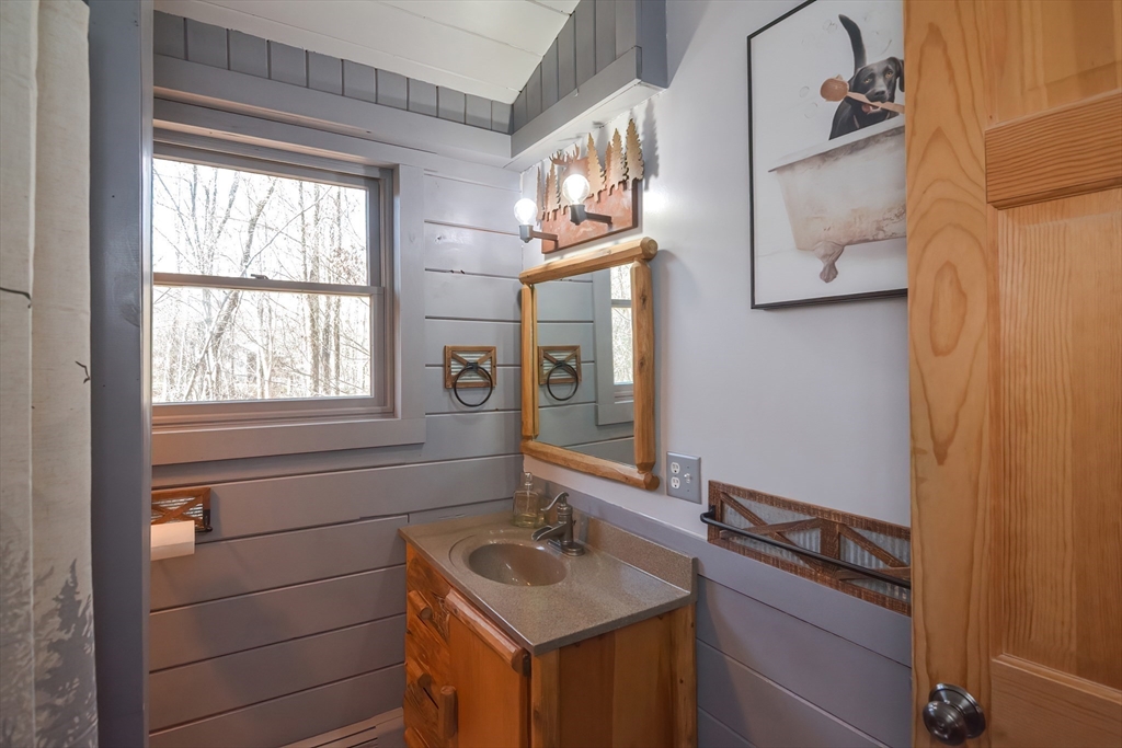 119 Martin Road Douglas, MA 01516 - Photo 24 of 41 Gallery Image 24