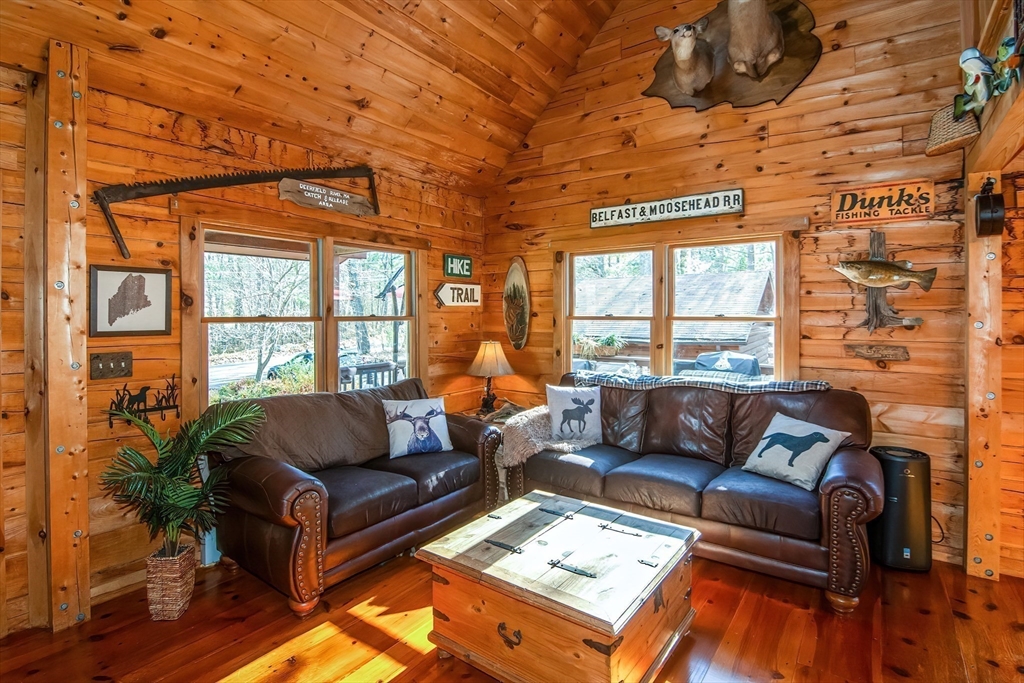 119 Martin Road Douglas, MA 01516 - Photo 8 of 41 Gallery Image 8