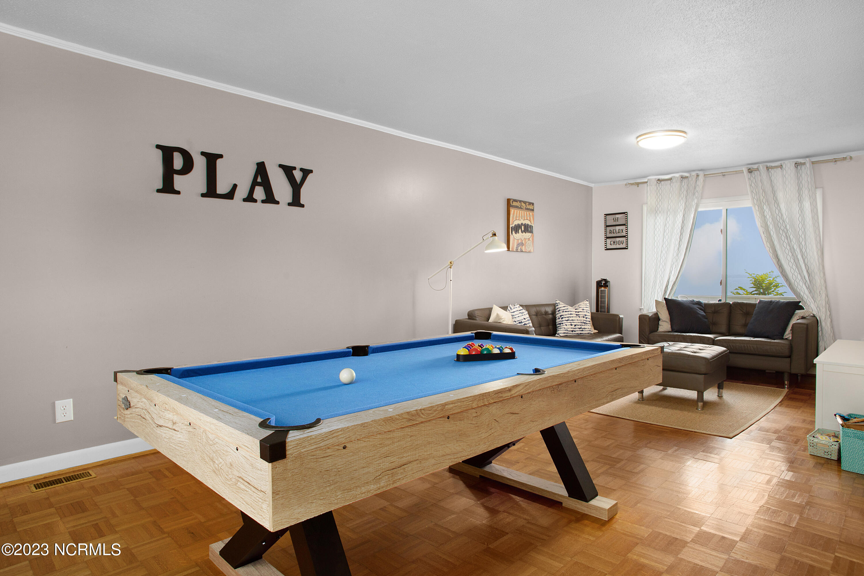 101 Gibbs Road New Bern, NC 28560 - Photo 12 of 48 Family Room