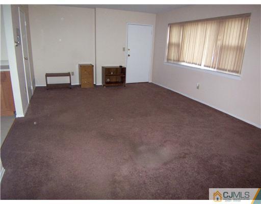 197 Evergreen Road, Unit 3A Edison, NJ 08837 - Photo 3 of 9 Gallery Image 3
