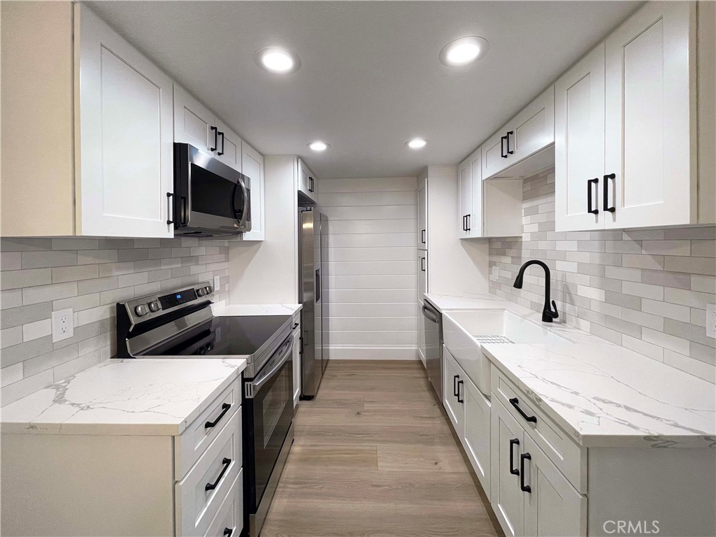 20702 El Toro Road, Unit 293 Lake Forest, CA 92630 - Photo 6 of 23