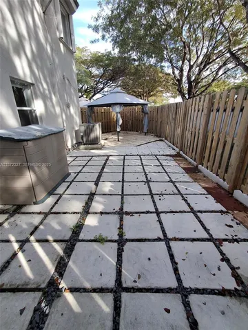 $2,700 | 14385 Southwest 120th Court, Unit 67, Miami, FL 33186