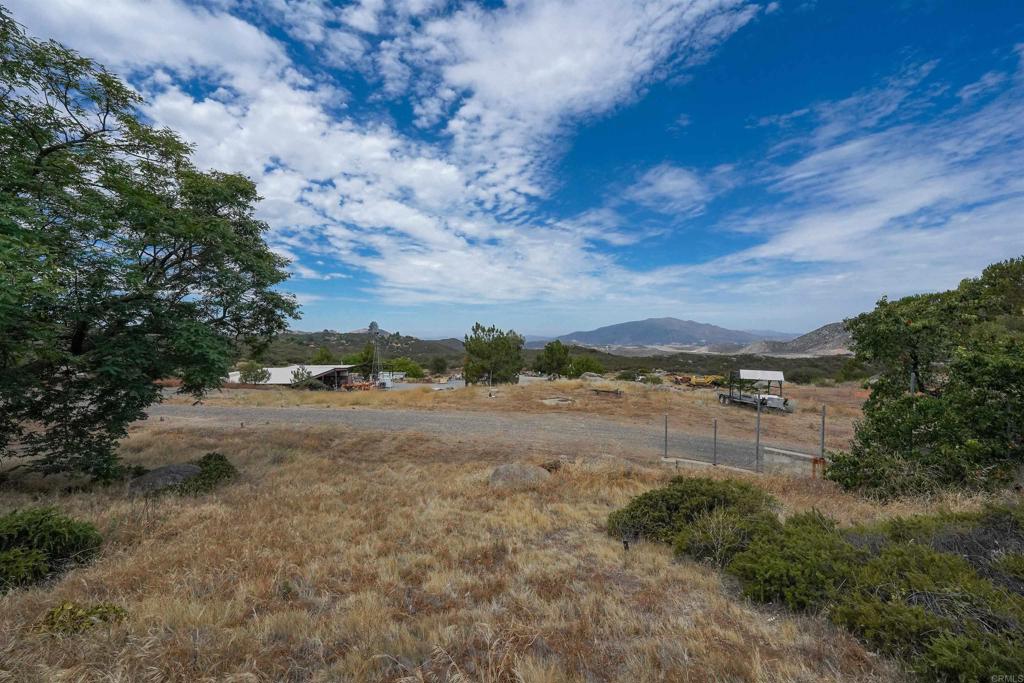 23660 Old Ranch Road Alpine, CA 91901 - Photo 31 of 33
