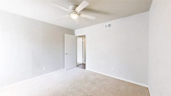 $900 | 3800 East 29th Street, Unit 13, Bryan, TX 77802